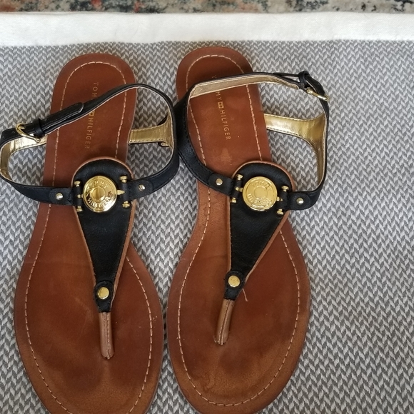 Tommy Hilfiger Shoes - Tommy Hilfiger Strappy Black and Gold Sandals Size 10